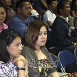 5 Siya naman ang nobya ni Alec Cabagnot, tisayin. Isa siyang Fariñas. Nope, mali kayo! ‘Di siya anak ng namatay na si Ma. Theresa Carlson. Pamangkin ito ng asawa niyang Fariñas.