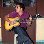 Old school ‘yata ang panliligaw ni Echo. Harana ang style… hek-hek-hek!!!