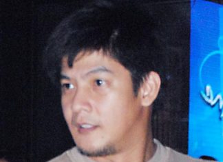 Romnick Sarmenta, ‘di nagpapatangay sa tukso