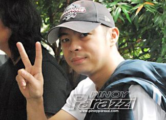 Chito Miranda, deadma sa batikos sa pag-pose ala-Marcos