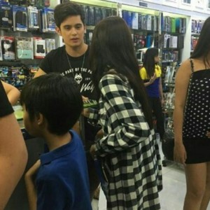 James Reid at Nadine Lustre, nauwi sa pagsi-shopping ang Valentine’s date sa Rockwell