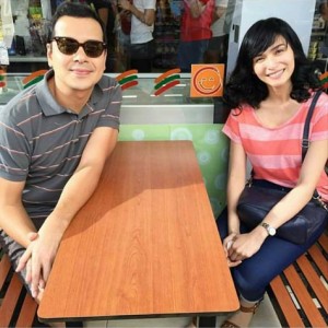 John Lloyd Cruz at Jennylyn Mercado, nagsimula na ang shooting ng pelikulang pagtatambalan