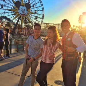 Vice Ganda, Karylle, Yael Yuson, at Iza Calzado, VIP sa Disneyland