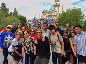 Vice Ganda, Karylle, Yael Yuson, at Iza Calzado, VIP sa Disneyland