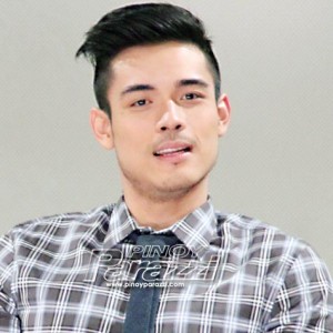 Xian Lim, 'di na kailangang amining sila na ni Kim Chiu