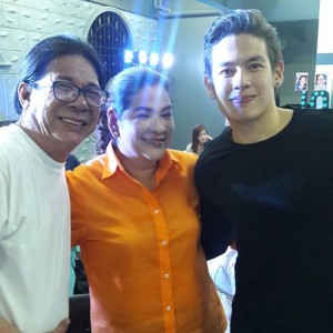 Jobert Sucaldito with Laarni Enriquez and son Jake Ejercito