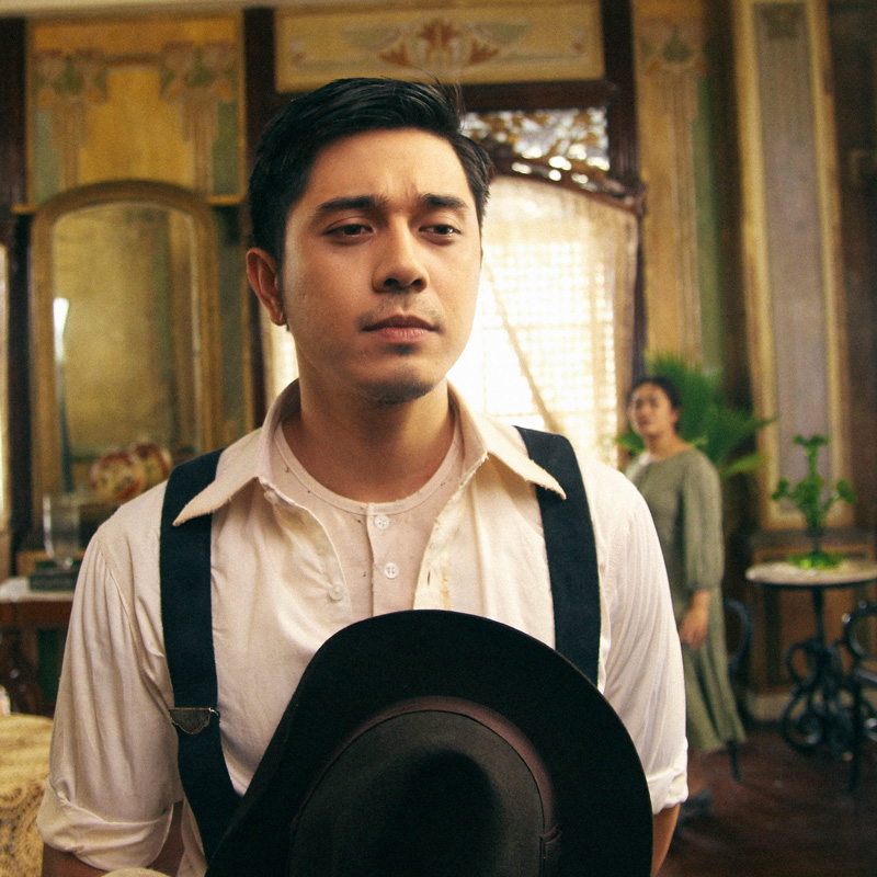 Mga nota ni Paulo Avelino sa Ang Larawan, binantayang mabuti ni Celeste Legaspi